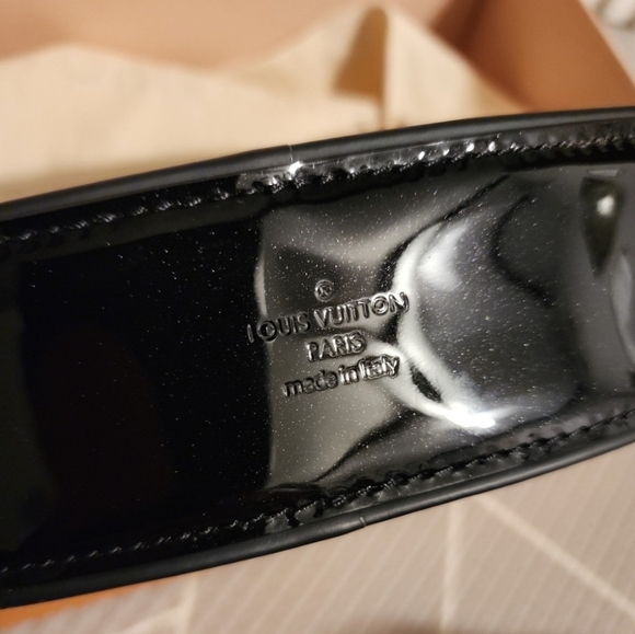 Louis Vuitton vernis patent leather beltbag - Picture 15 of 15